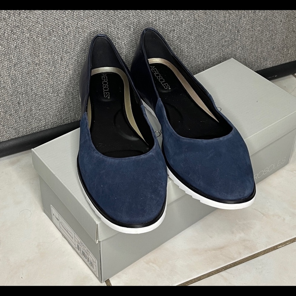 Night Spelling from Aerosoles